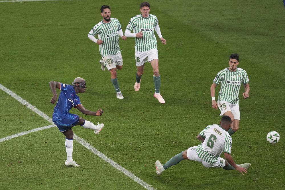 上海U20男足球员：感谢徐根宝指导，81岁高龄还尽力陪伴我们